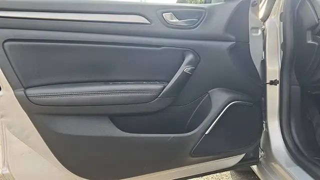 Renault Megane view 7