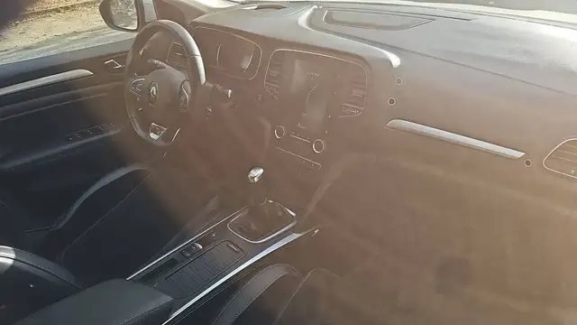 Renault Megane view 10