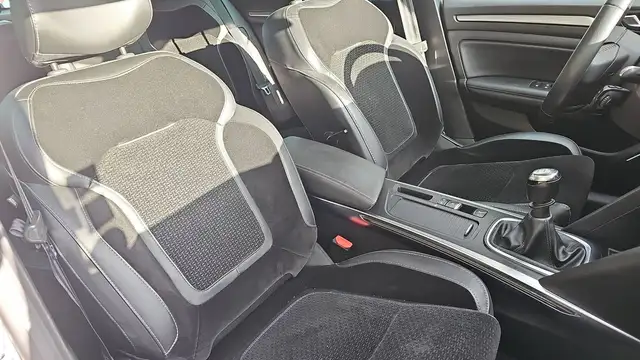 Renault Megane view 26