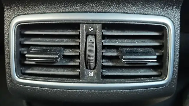 Renault Megane view 28