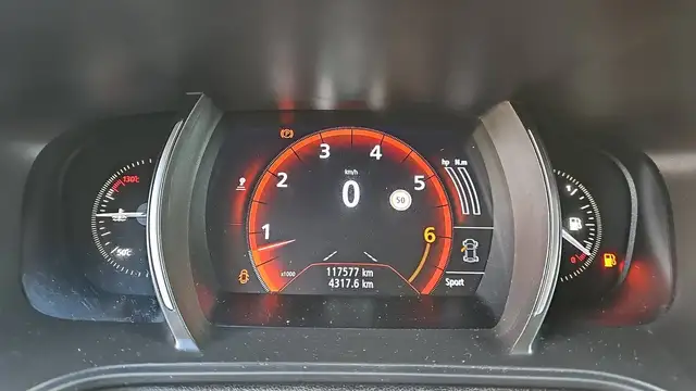 Renault Megane view 12