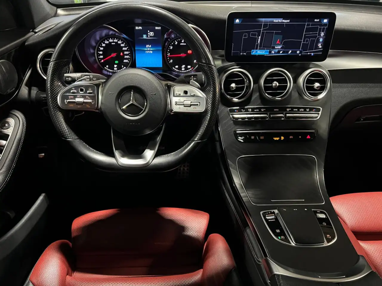 Mercedes-Benz GLC снимка Mercedes-Benz GLC