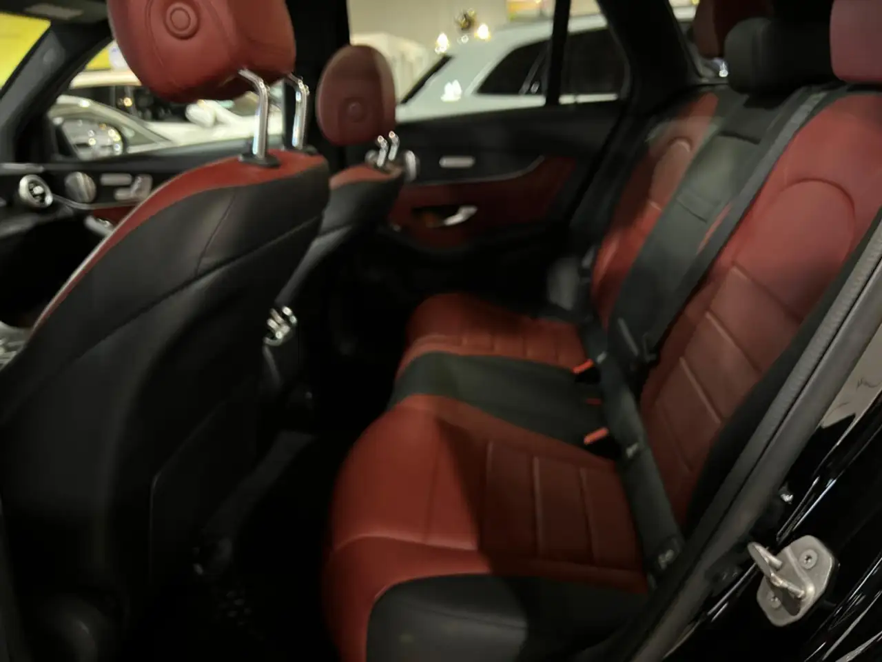 Mercedes-Benz GLC снимка Mercedes-Benz GLC