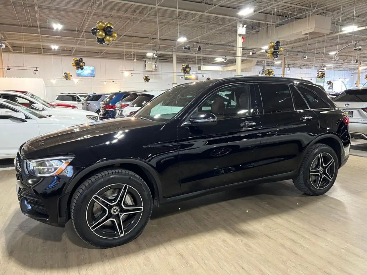 Mercedes-Benz GLC снимка Mercedes-Benz GLC