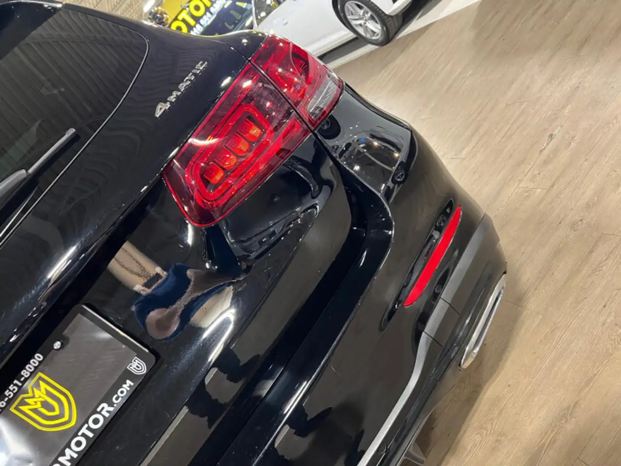 Mercedes-Benz GLC снимка Mercedes-Benz GLC