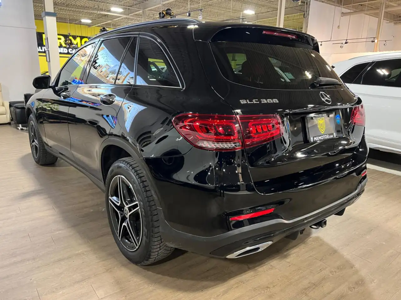 Mercedes-Benz GLC снимка Mercedes-Benz GLC