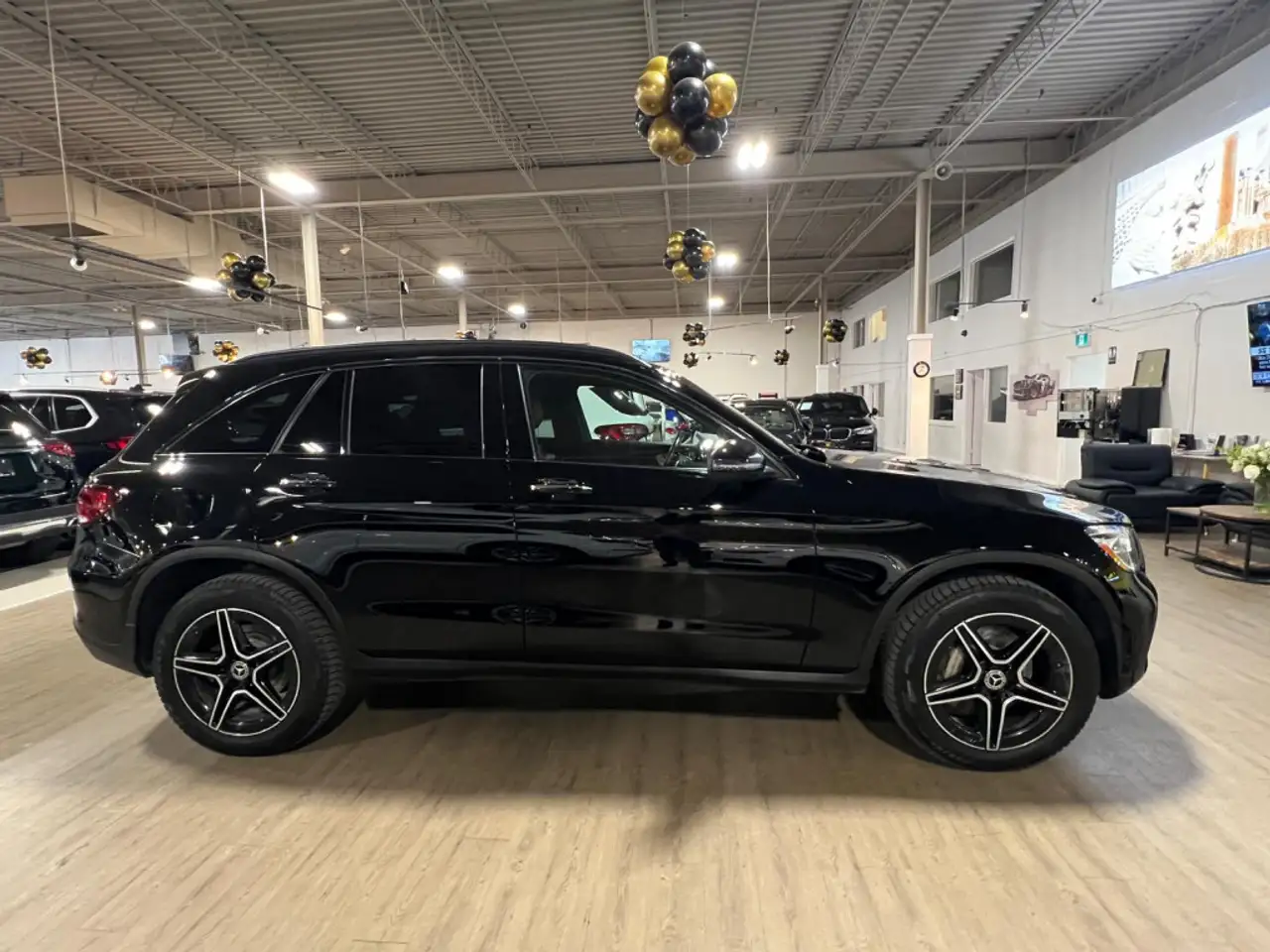 Mercedes-Benz GLC снимка Mercedes-Benz GLC