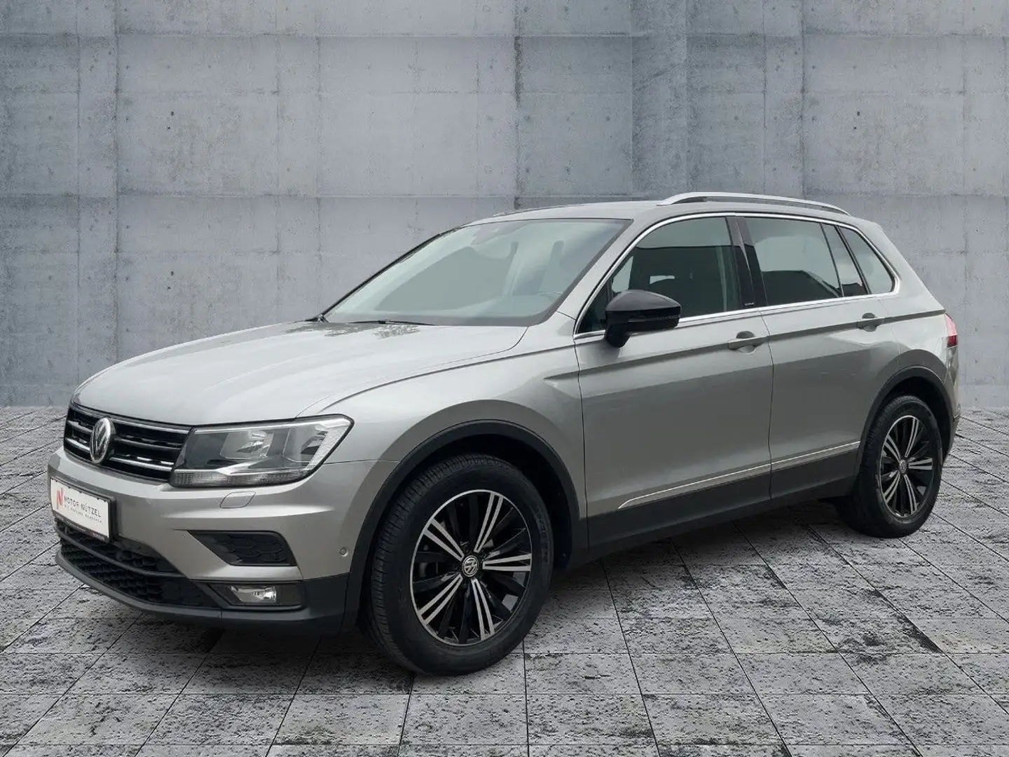 Volkswagen Tiguan 1.5TSI DSG APP+ACC+SHZ+RFK+AHK+PLA+SRA+VC Silber - 2