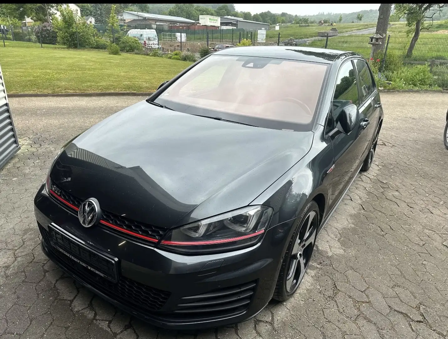 Volkswagen Golf GTI 2.0 TSI 220 - 2