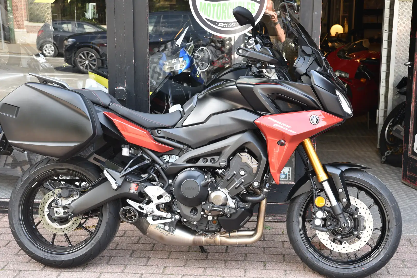 Yamaha Tracer 900 GT ***MOTO VERTE*** Noir - 2
