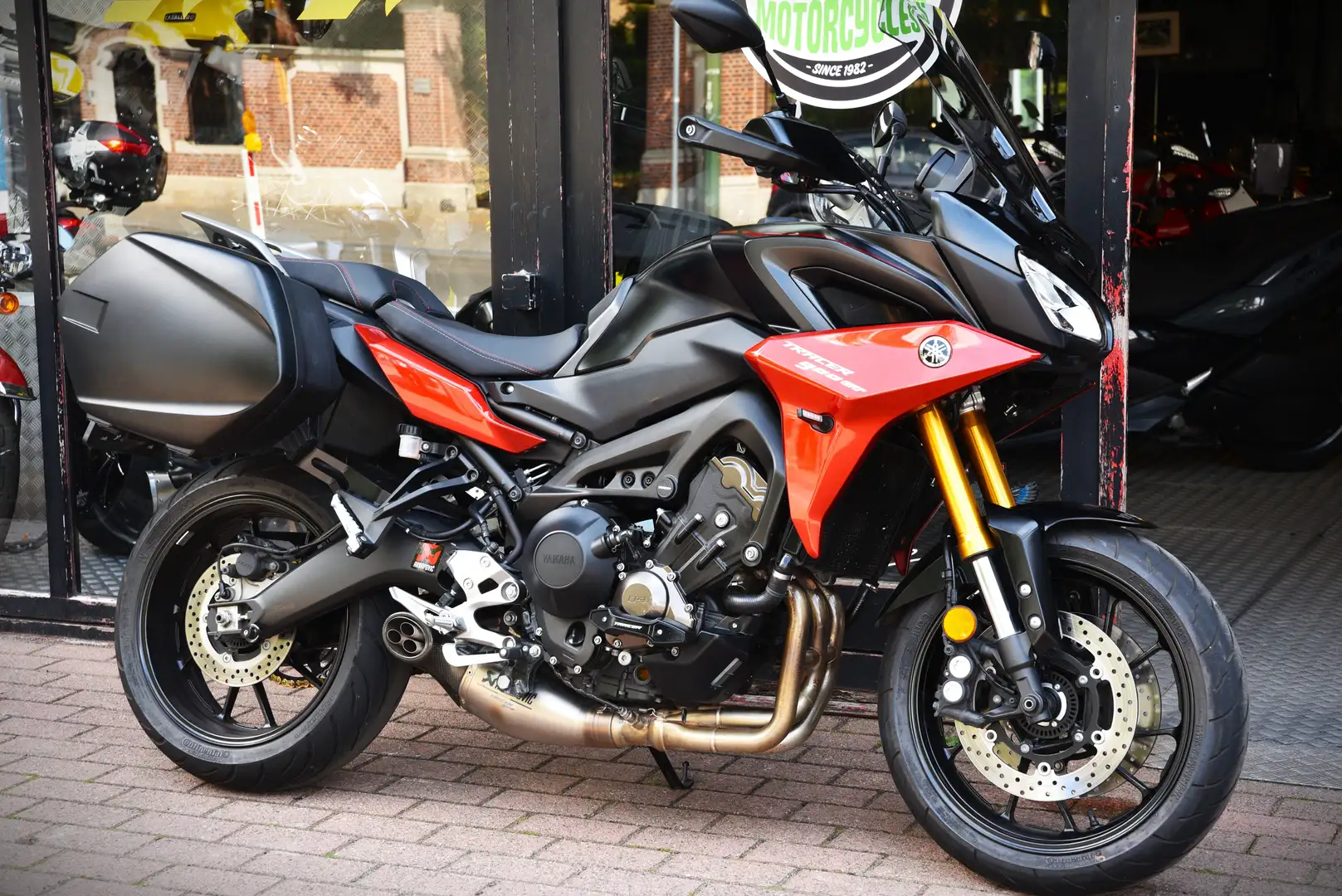 Yamaha Tracer 900 GT ***MOTO VERTE*** Noir - 1