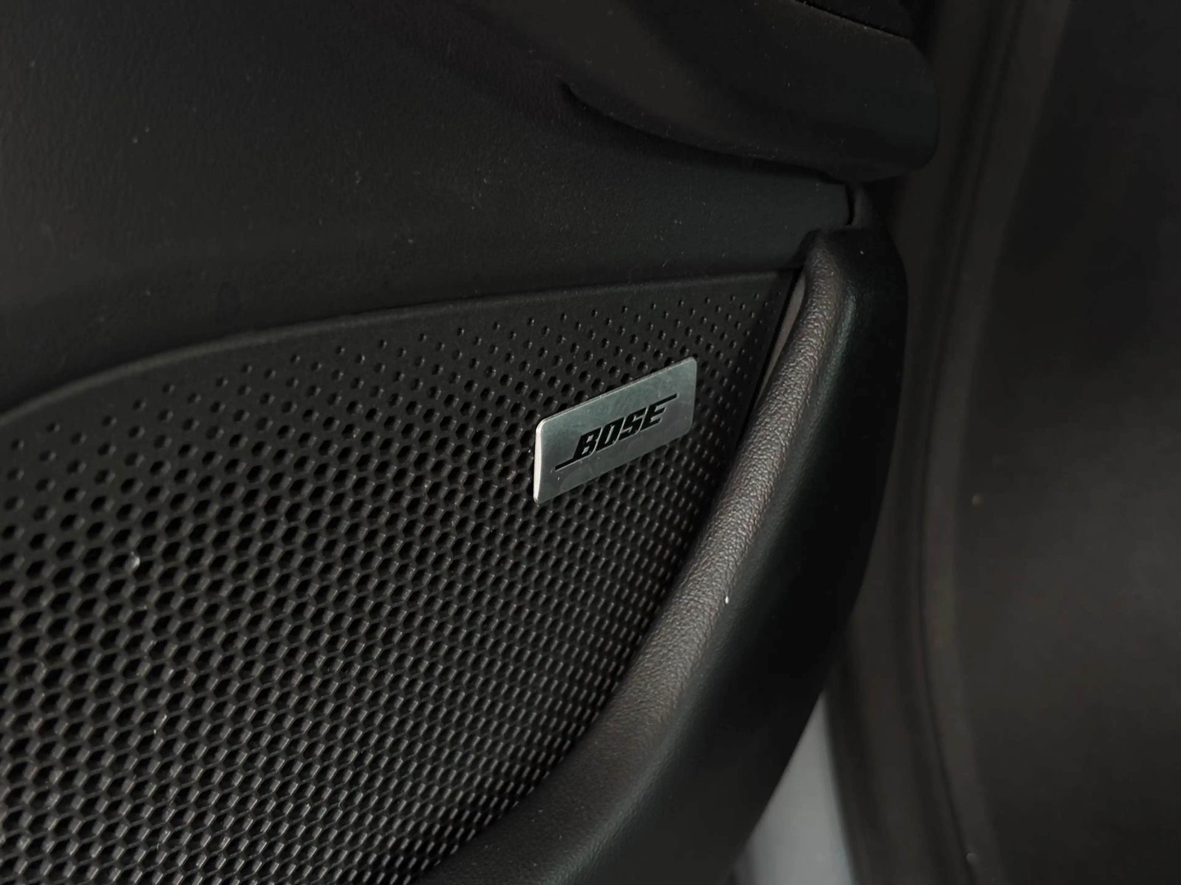 Porsche Taycan Turbo 93 kWh (Goed OndH, Panorama, Passagier Displ — photo 31