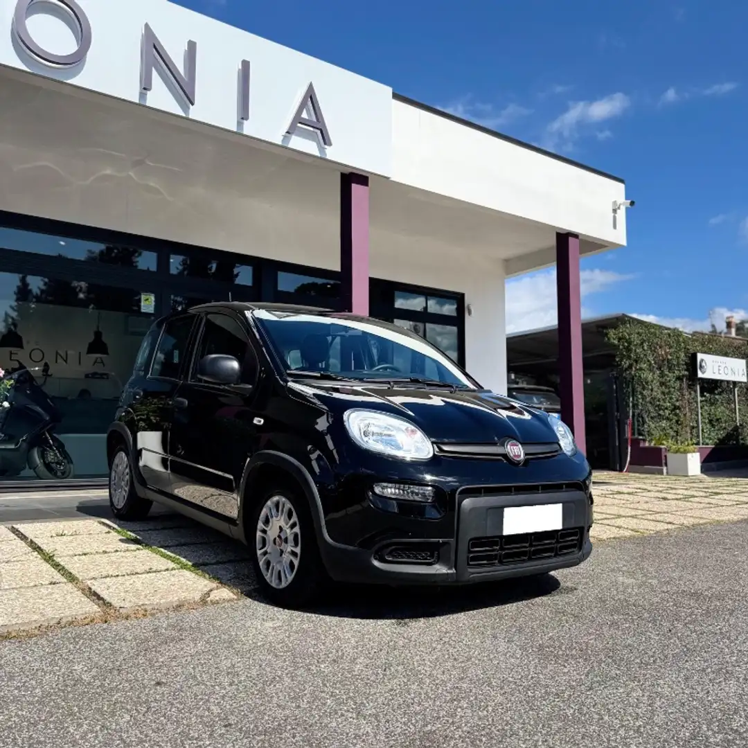 Fiat Panda 1.0 firefly hybrid s&s 70cv 5 posti Schwarz - 1