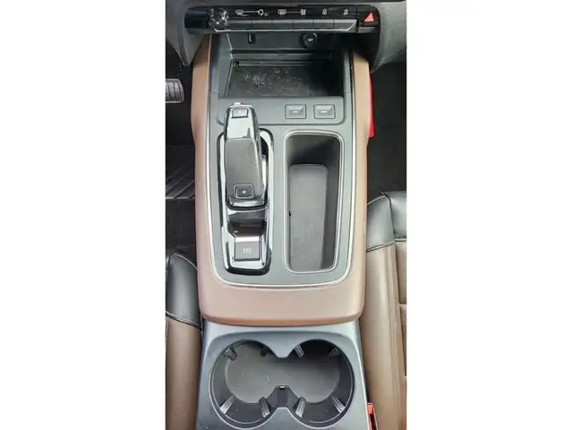Citroen C5 Aircross view 8