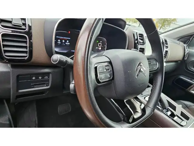 Citroen C5 Aircross view 5