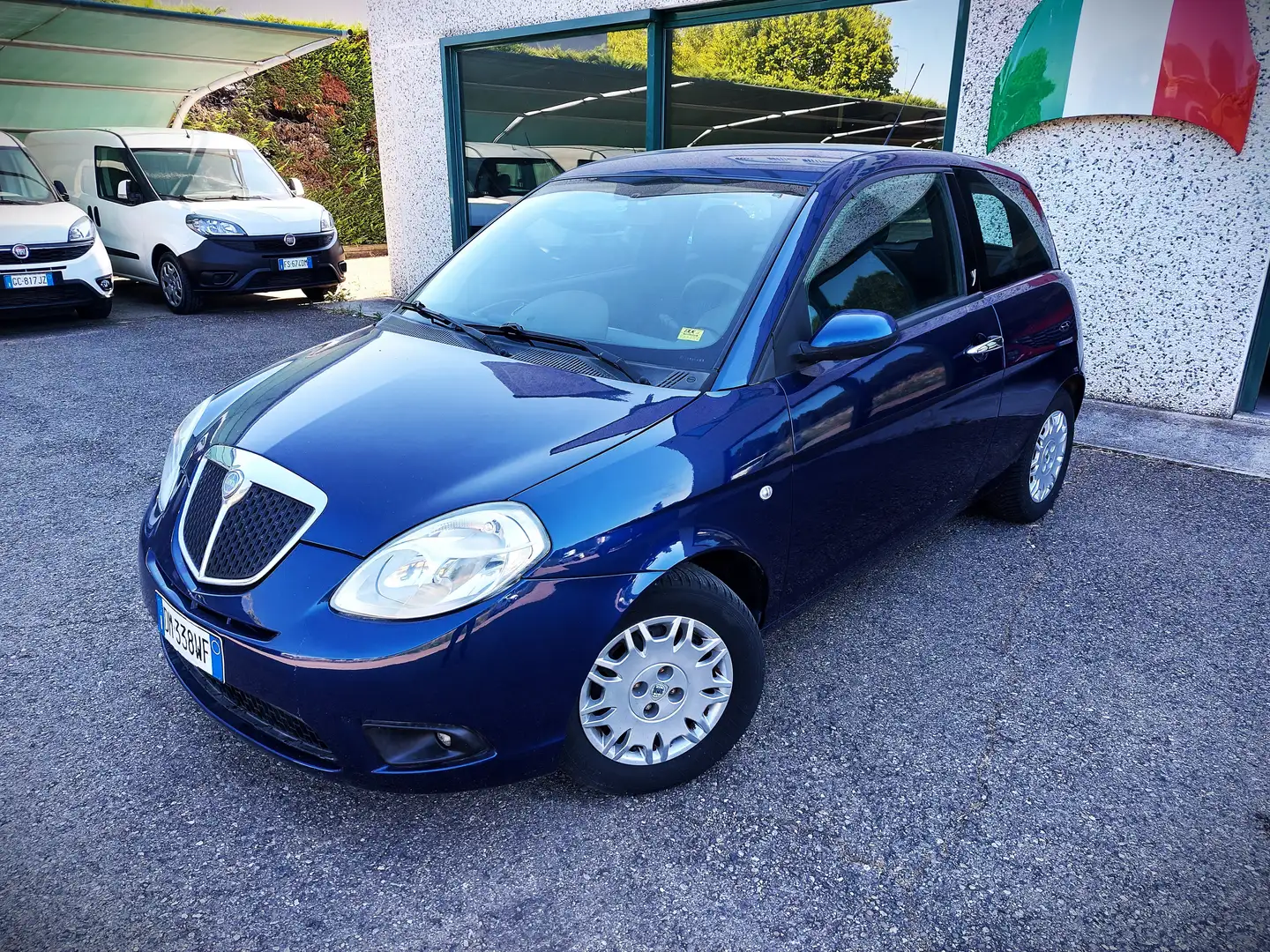 Lancia Ypsilon Ypsilon II 2007 1.2 8v New Oro GPL Bleu - 1