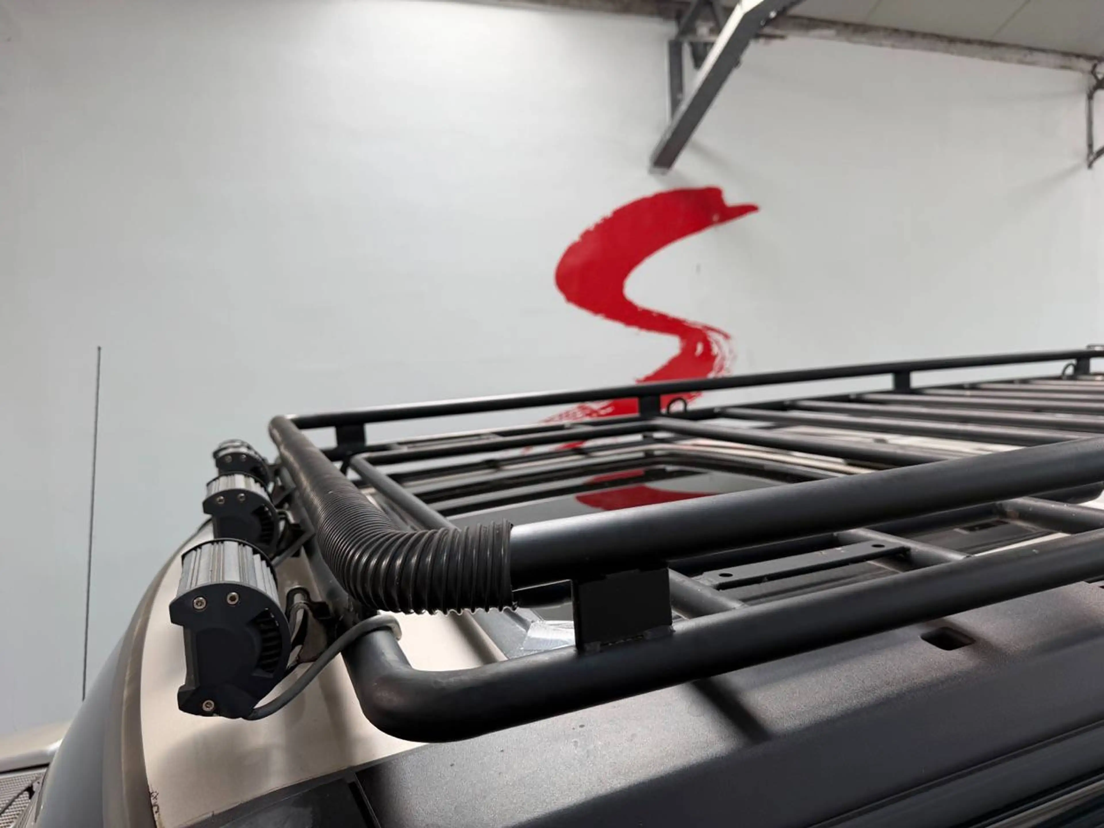 HUMMER H3 H3 3.5i 20v — photo 14