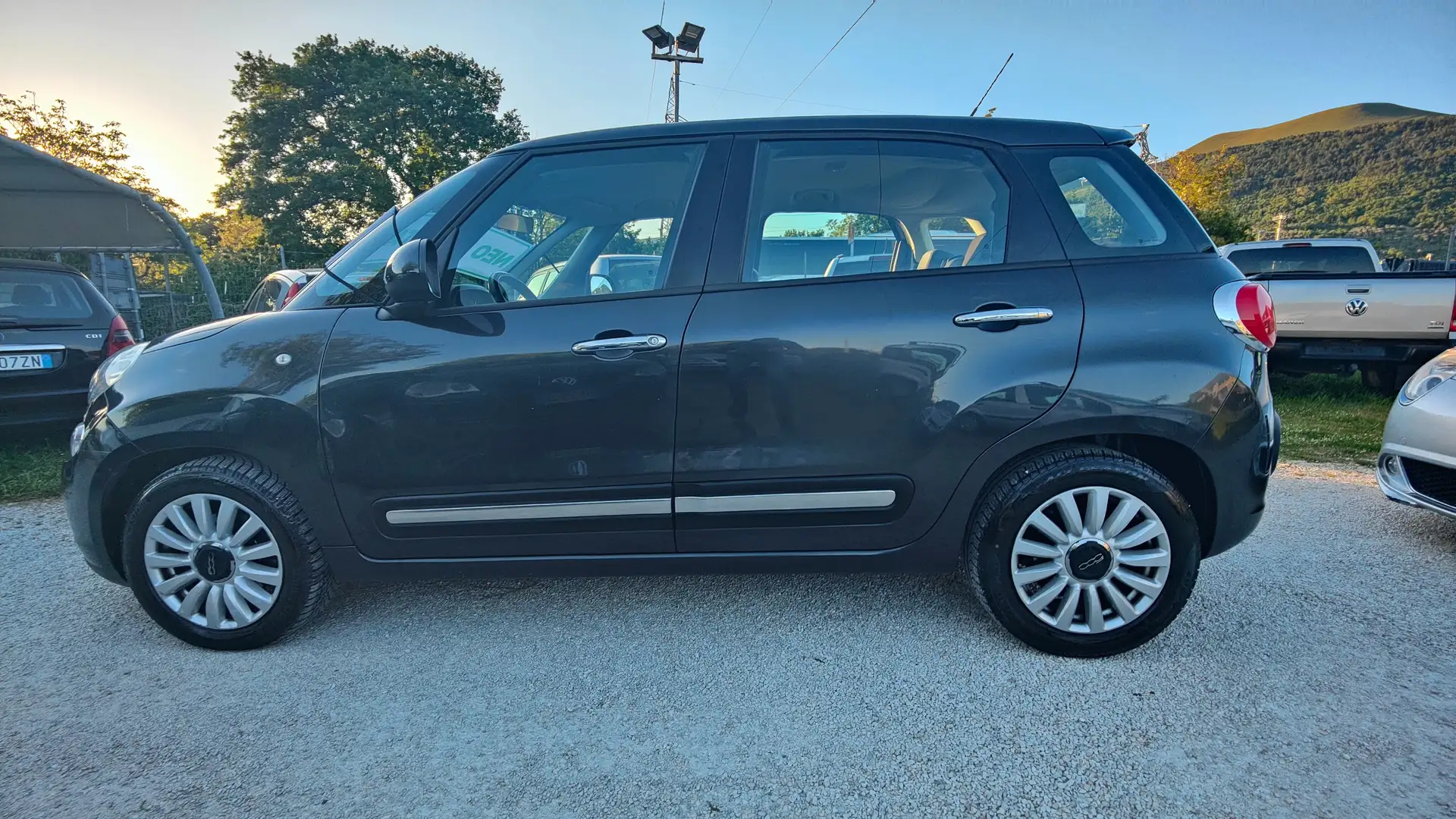Fiat 500L 500L 1.3 mjt Pop Star 85cv Schwarz - 1