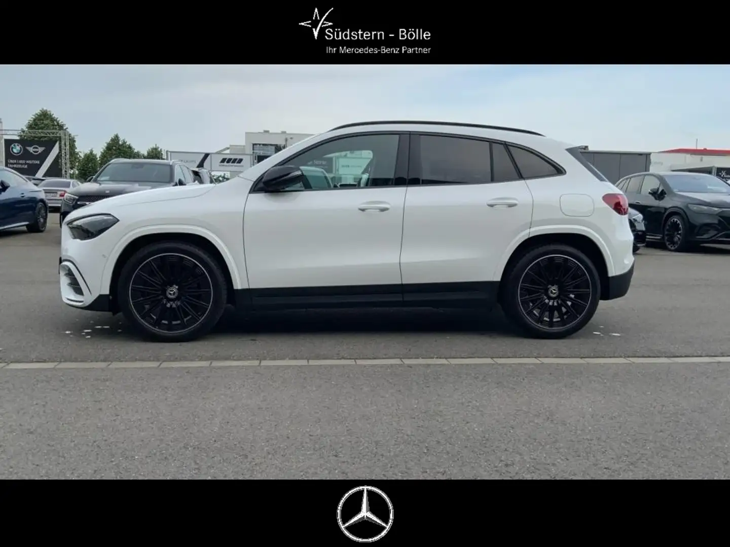 Mercedes-Benz GLA 220 4M +AMG+SHZ+DISTRO+AMBIENTE+NAVI+AHK+PDC Weiß - 2