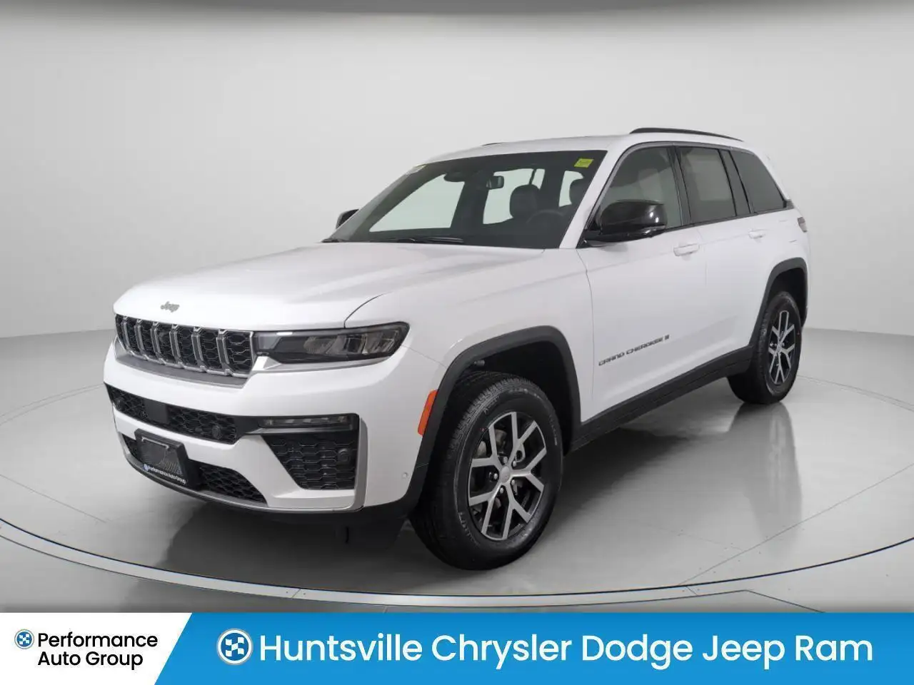 Jeep Grand Cherokee photo Jeep Grand Cherokee