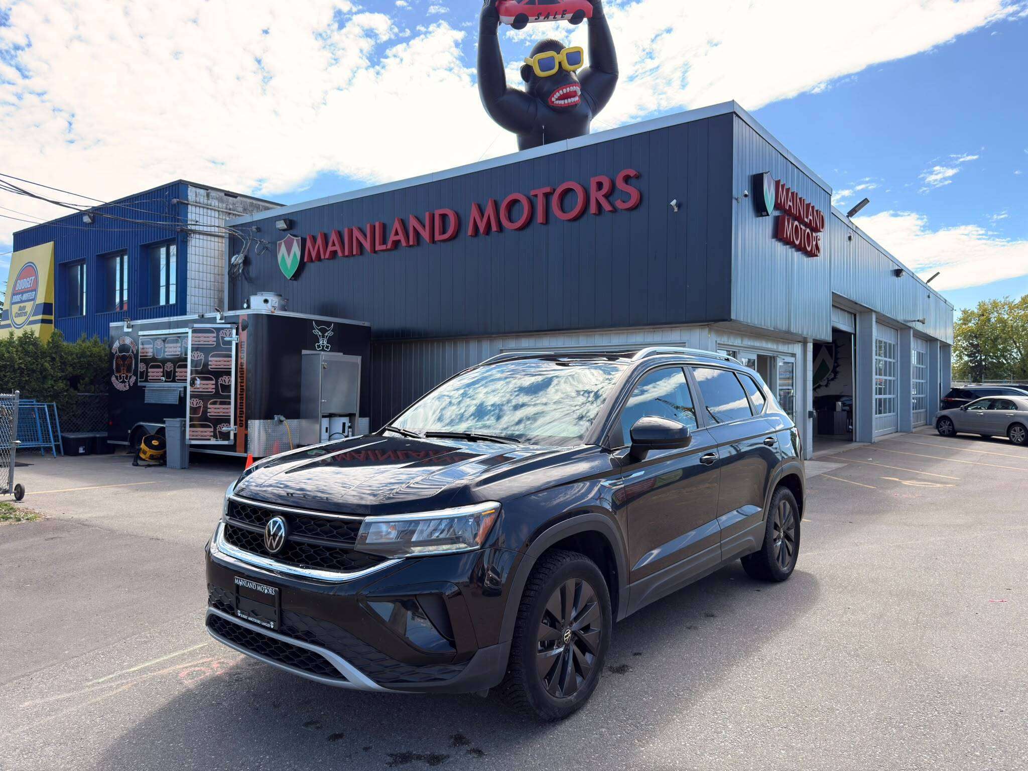 2024 Volkswagen Taos — view 2