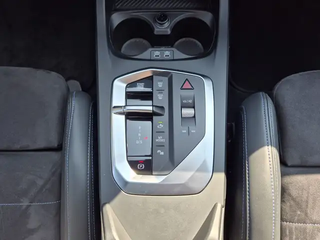 BMW 1 Series view 10