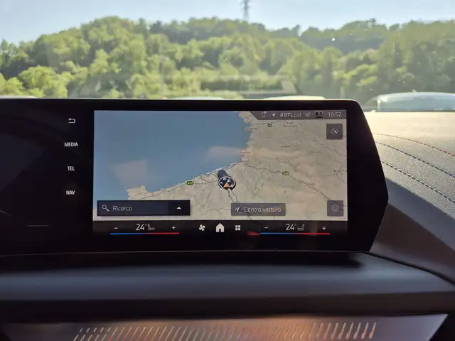 BMW 1 Series view 12