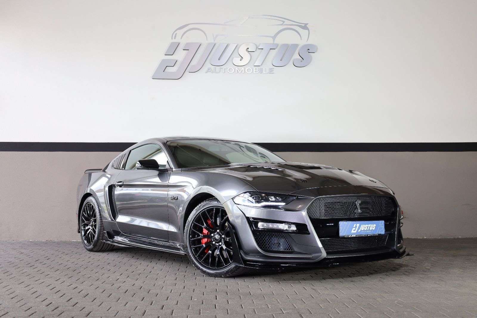 Second hand Ford Mustang 