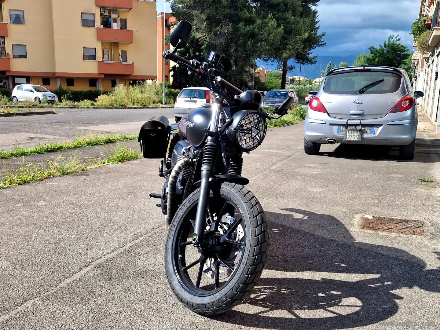 Triumph Street Twin STREET TWIN 900 Bruin - 2