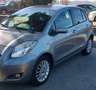 Toyota Yaris 1.33 5 Puertas Gris - thumbnail 2