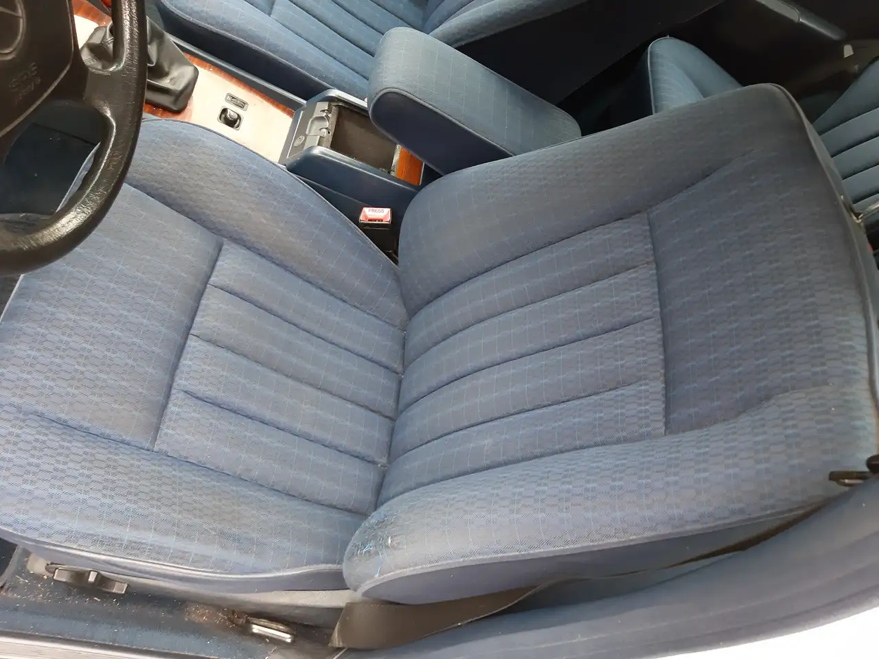 Mercedes-Benz E 220 TE Euro 2 Klima, foto 10