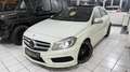 Mercedes-Benz A 180 AMG LINE 2.HD BI-XENON PANO 18ZOLL NAVI GARANTIE Blanc - thumbnail 4
