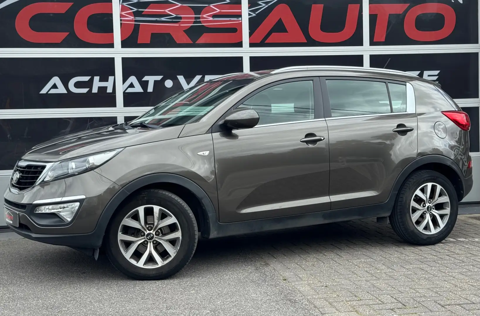 Kia Sportage 1.7 CRDi 2WD Fusion RADIO CRUISE VLT MULTIF JA Brun - 1