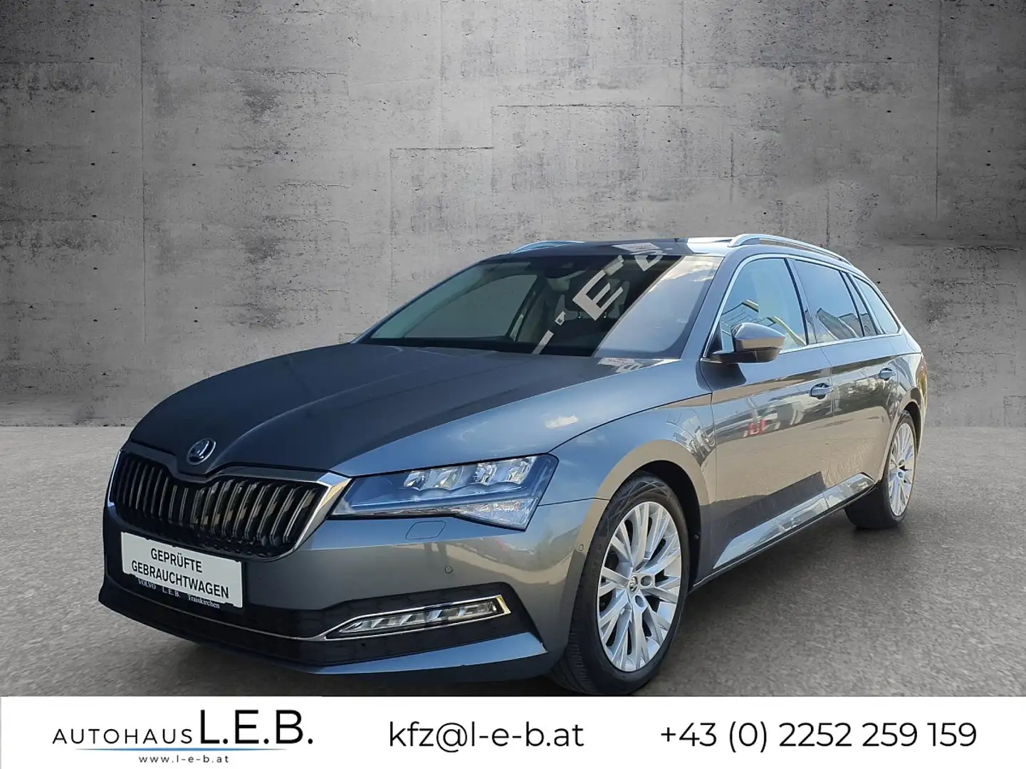 Skoda Superb Kombi 1,5 TSI ACT Style DSG Серебристый - 1