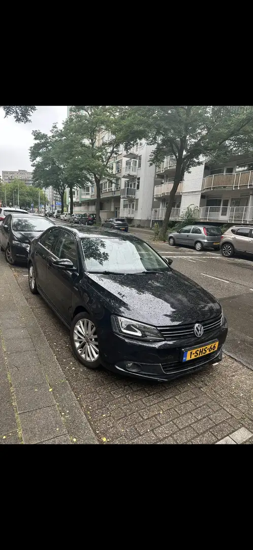 Volkswagen Jetta 1.4 Hybrid DSG Comfortline - 1