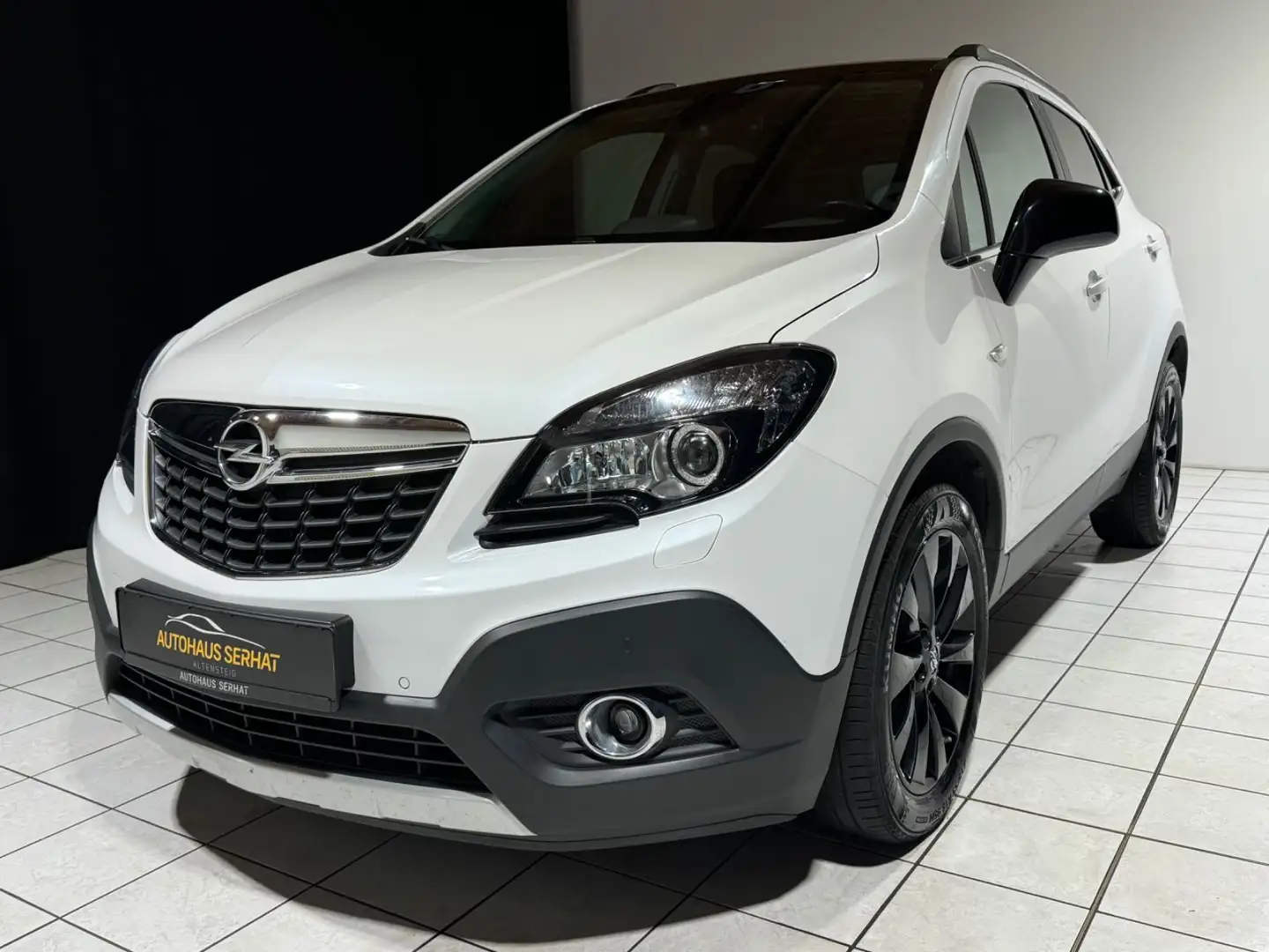 Opel Mokka Color Innovation *XENON*PDC*TEMP*SHZ*AHK* Blanc - 1
