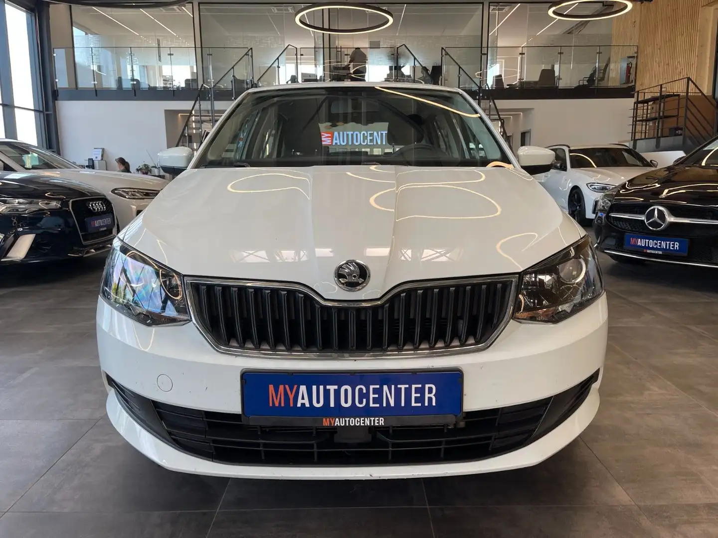 Skoda Fabia Ambition *TEMPOMAT*KLIMA*SZHZ* Weiß - 2
