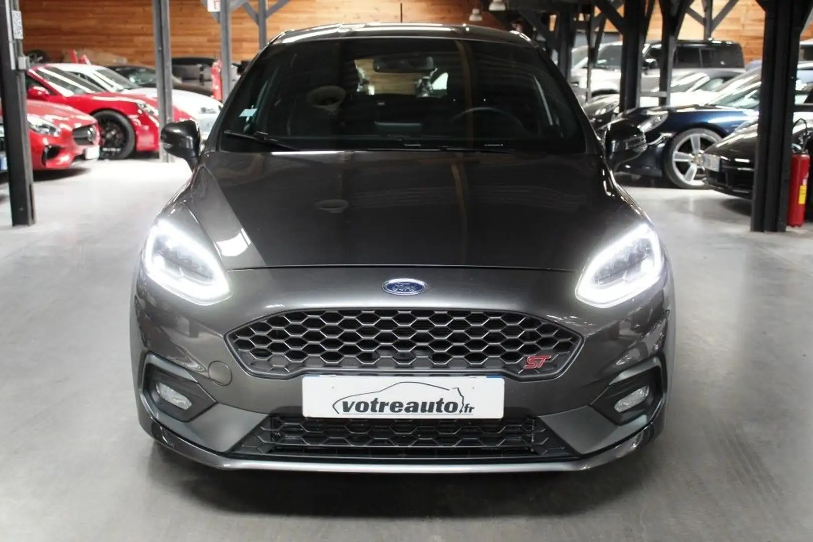 Ford Fiesta VI 1.5 ECOBOOST 200 S\u0026S ST PLUS 5P Gris - 2