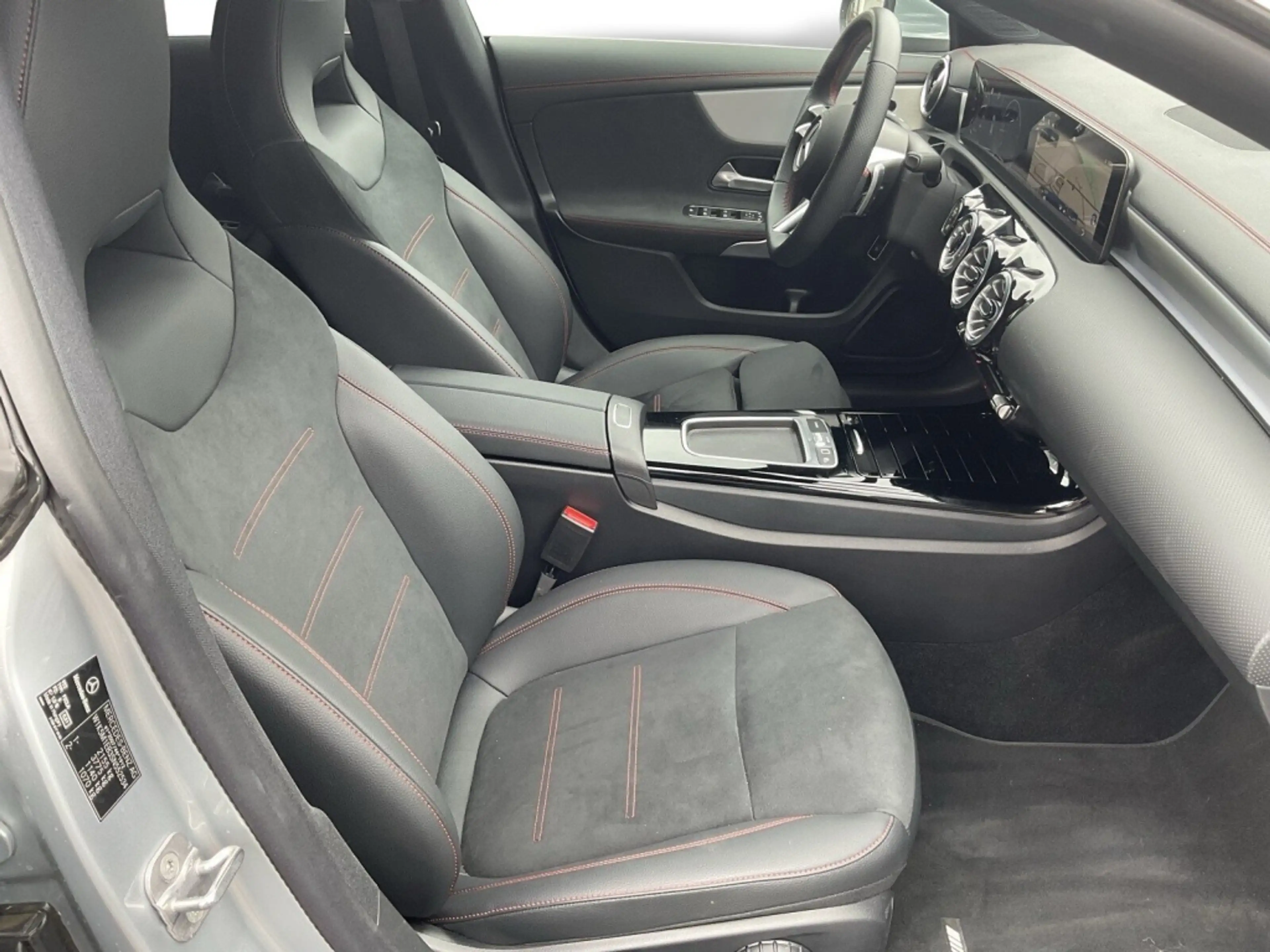 Mercedes-Benz CLA 220 d SB AMG-Line MULTI./KEYL./WP/360/SHZ/CP — photo 11