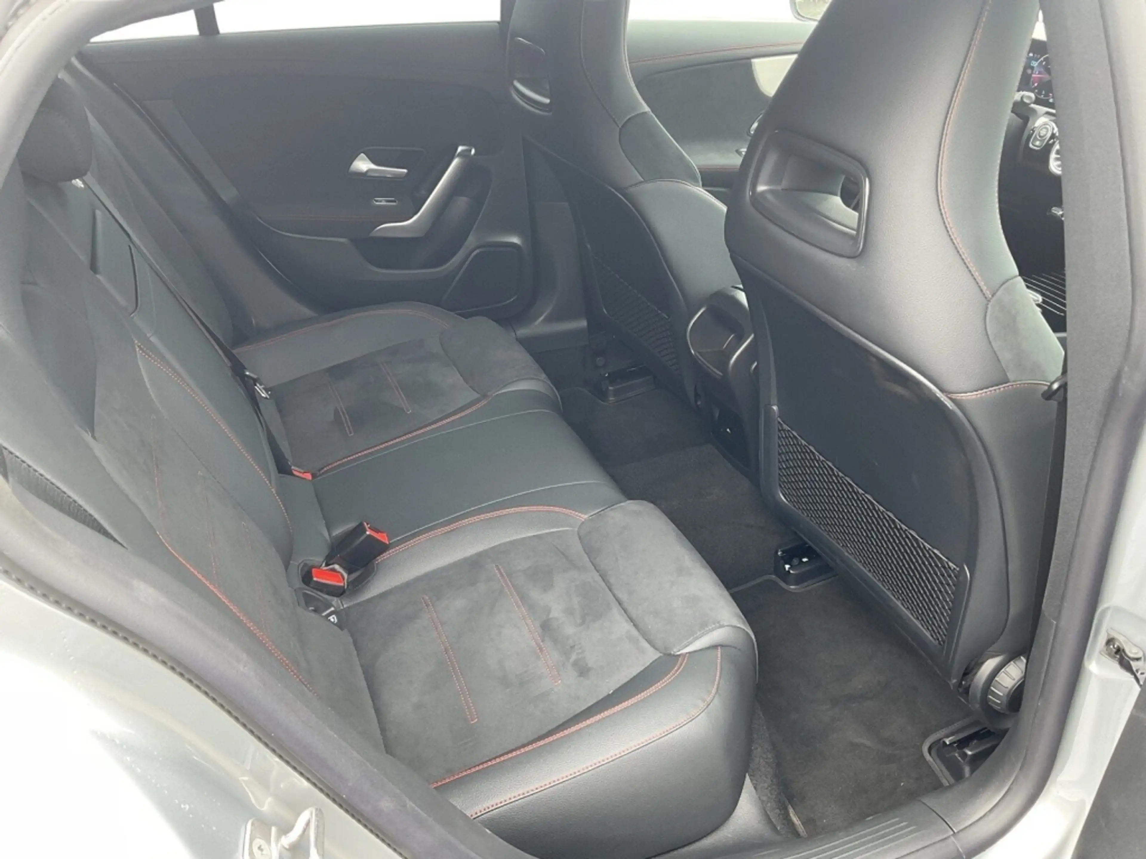 Mercedes-Benz CLA 220 d SB AMG-Line MULTI./KEYL./WP/360/SHZ/CP — photo 13