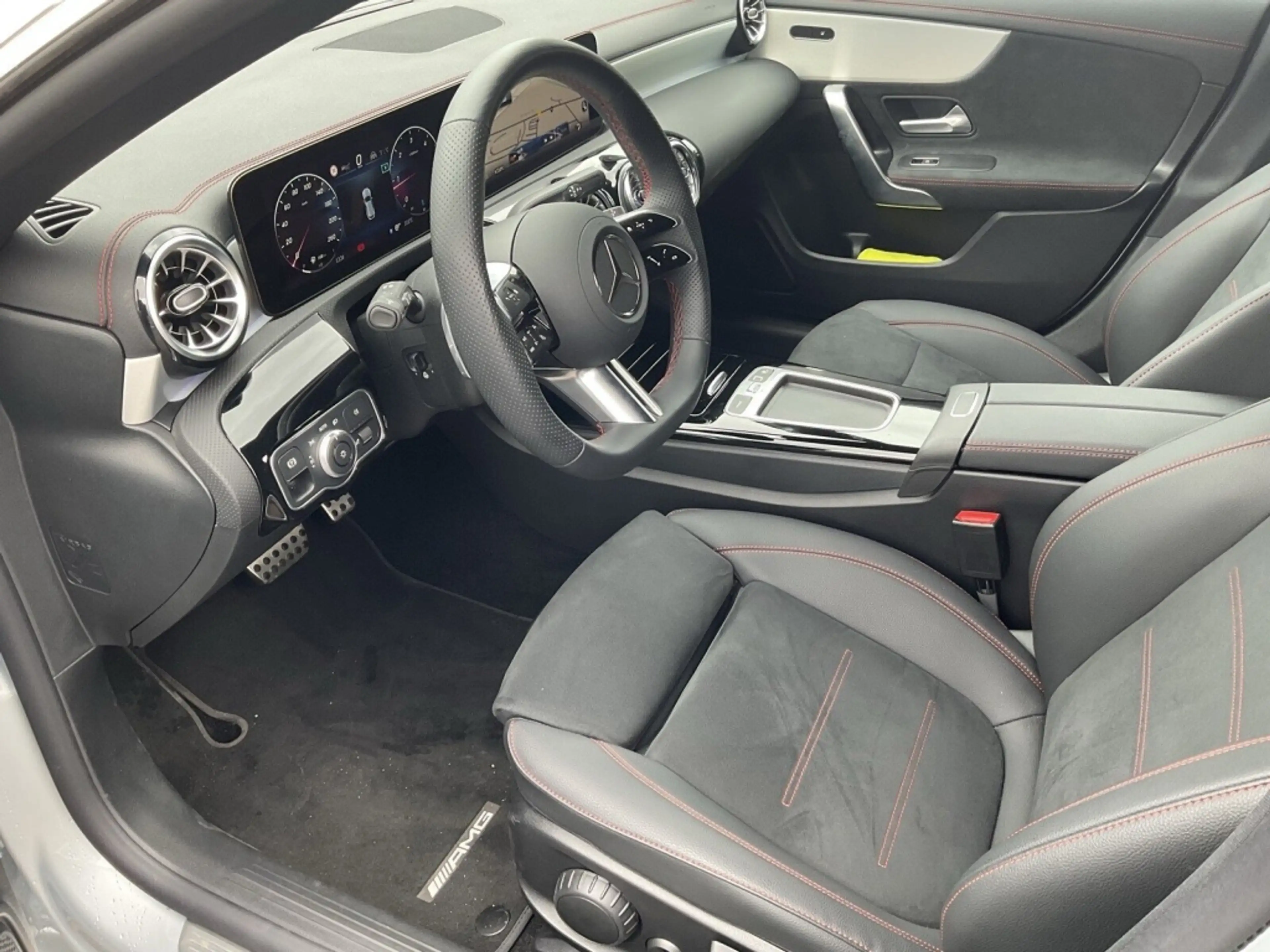 Mercedes-Benz CLA 220 d SB AMG-Line MULTI./KEYL./WP/360/SHZ/CP — photo 9