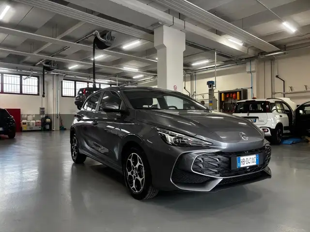 MG MG3 main image