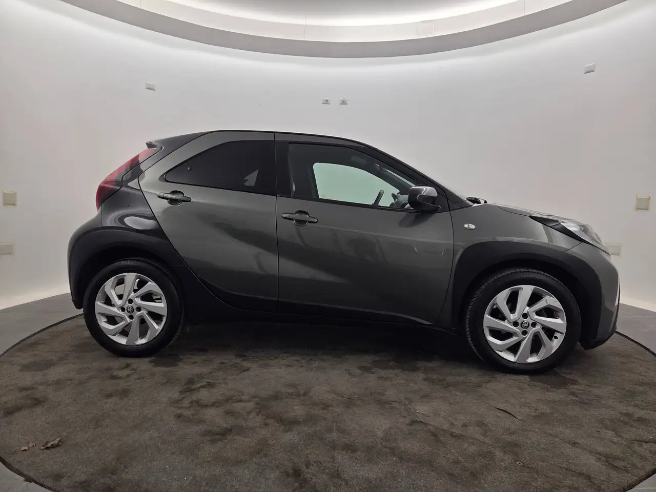 Toyota Aygo X 1.0 Trend 72cv OPZIONE RATE NO BANCA, миниатюра 4