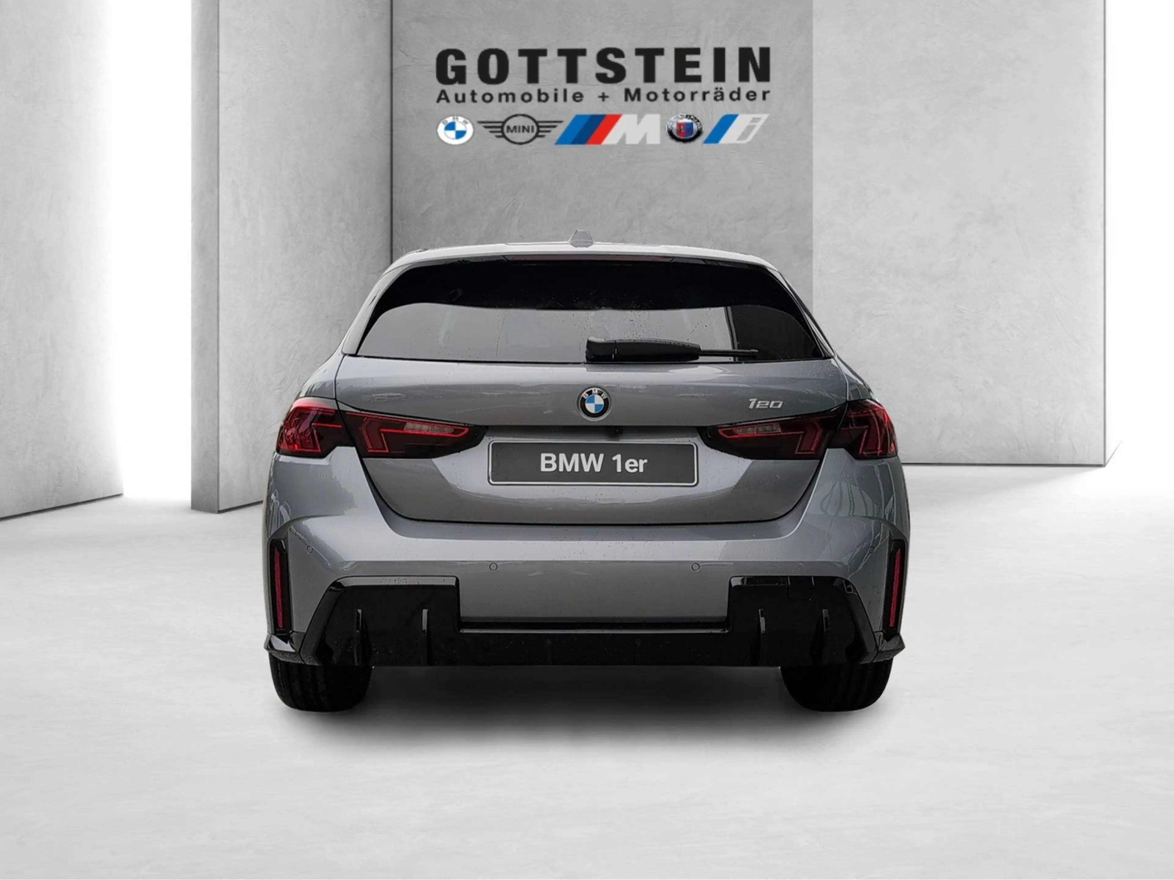 BMW 120 / M-Design / 5-türig — photo 10
