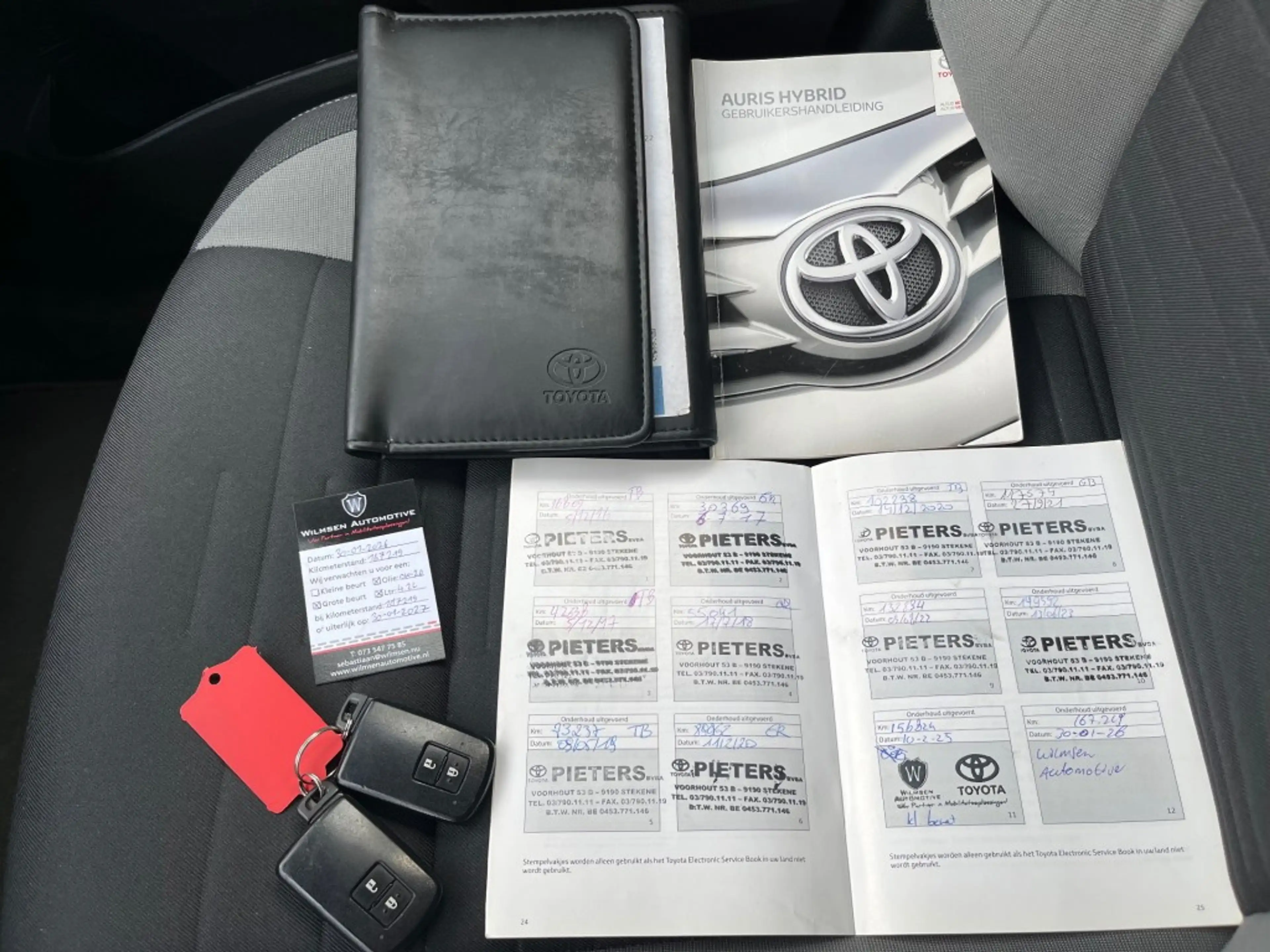 Toyota Auris 1.8 HYBRID AUTOMAAT / NAVI / CAMERA / DAB / CRUISE — photo 13