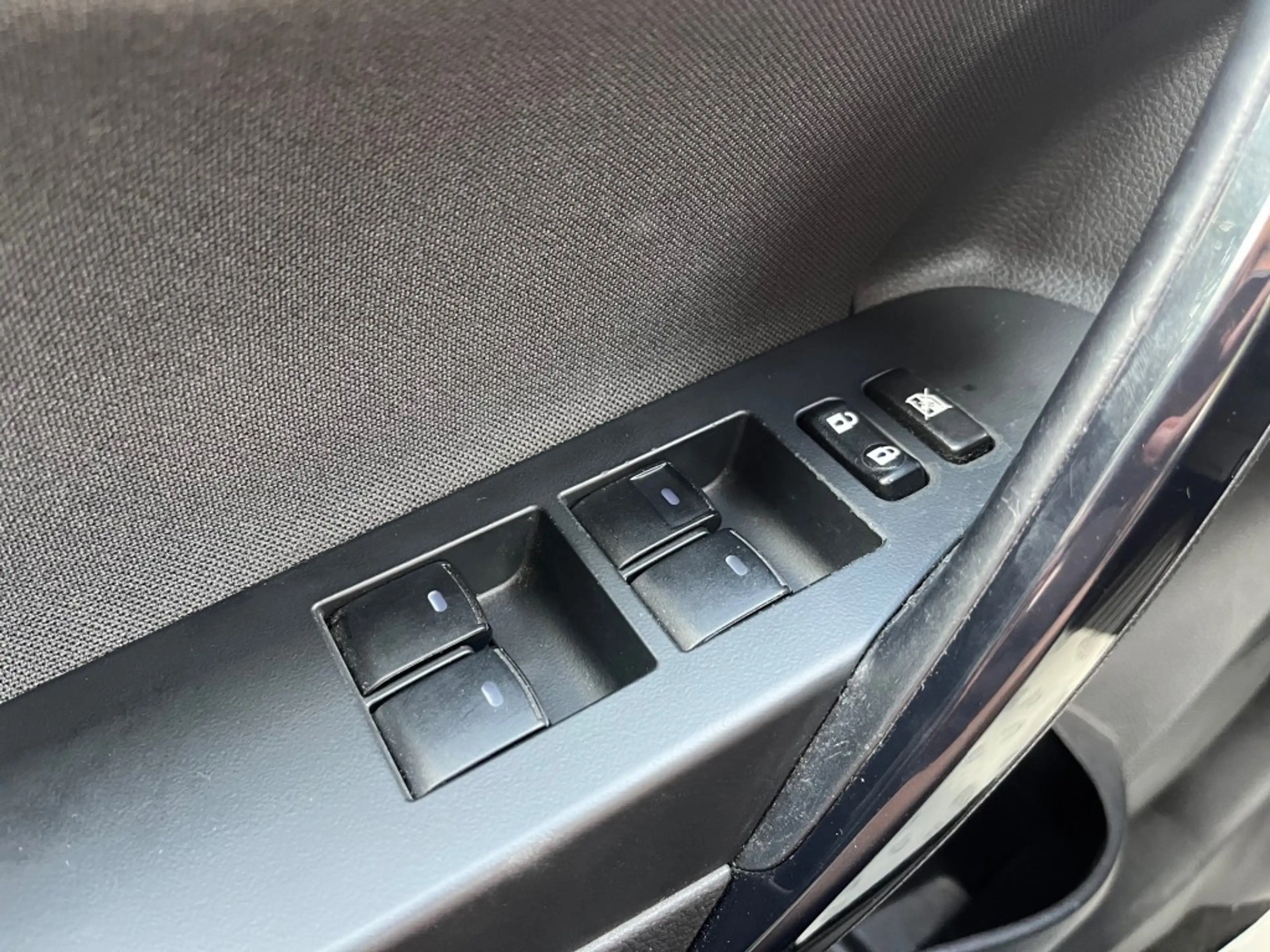 Toyota Auris 1.8 HYBRID AUTOMAAT / NAVI / CAMERA / DAB / CRUISE — photo 14