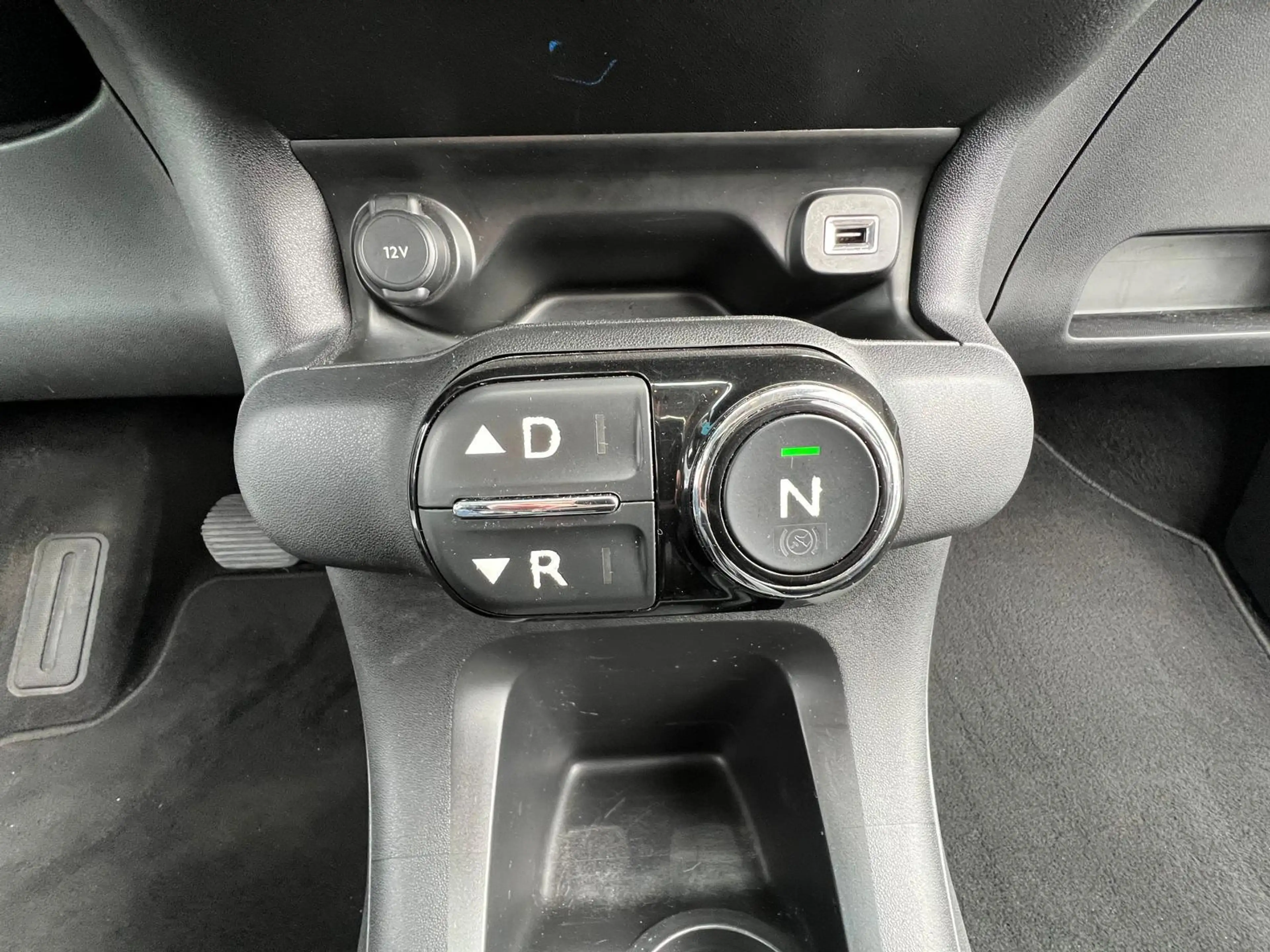 Citroen C4 Cactus 1.2 E-VTi FEEL 5DRS AUTOMAAT APK — photo 3