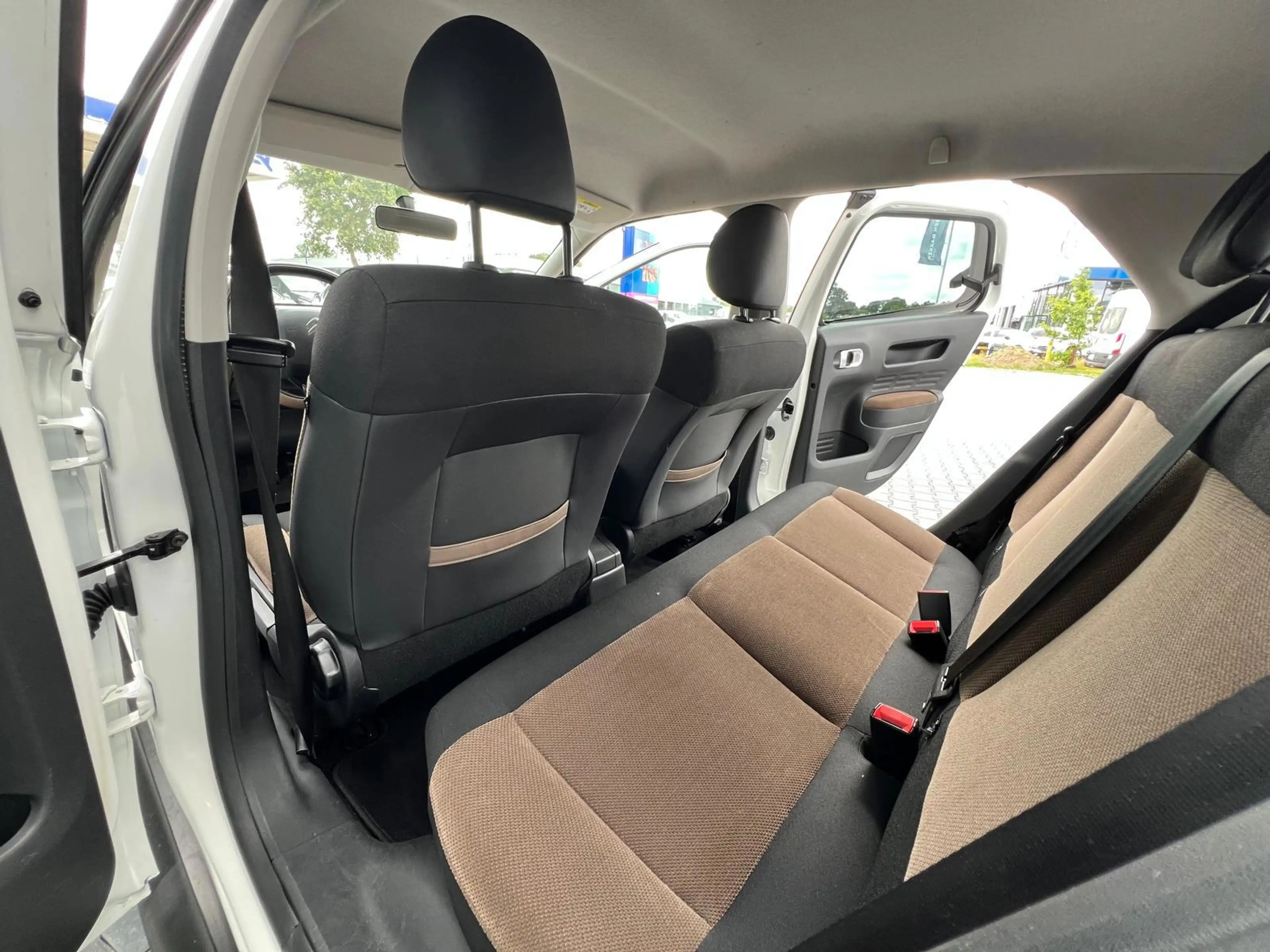 Citroen C4 Cactus 1.2 E-VTi FEEL 5DRS AUTOMAAT APK — photo 13