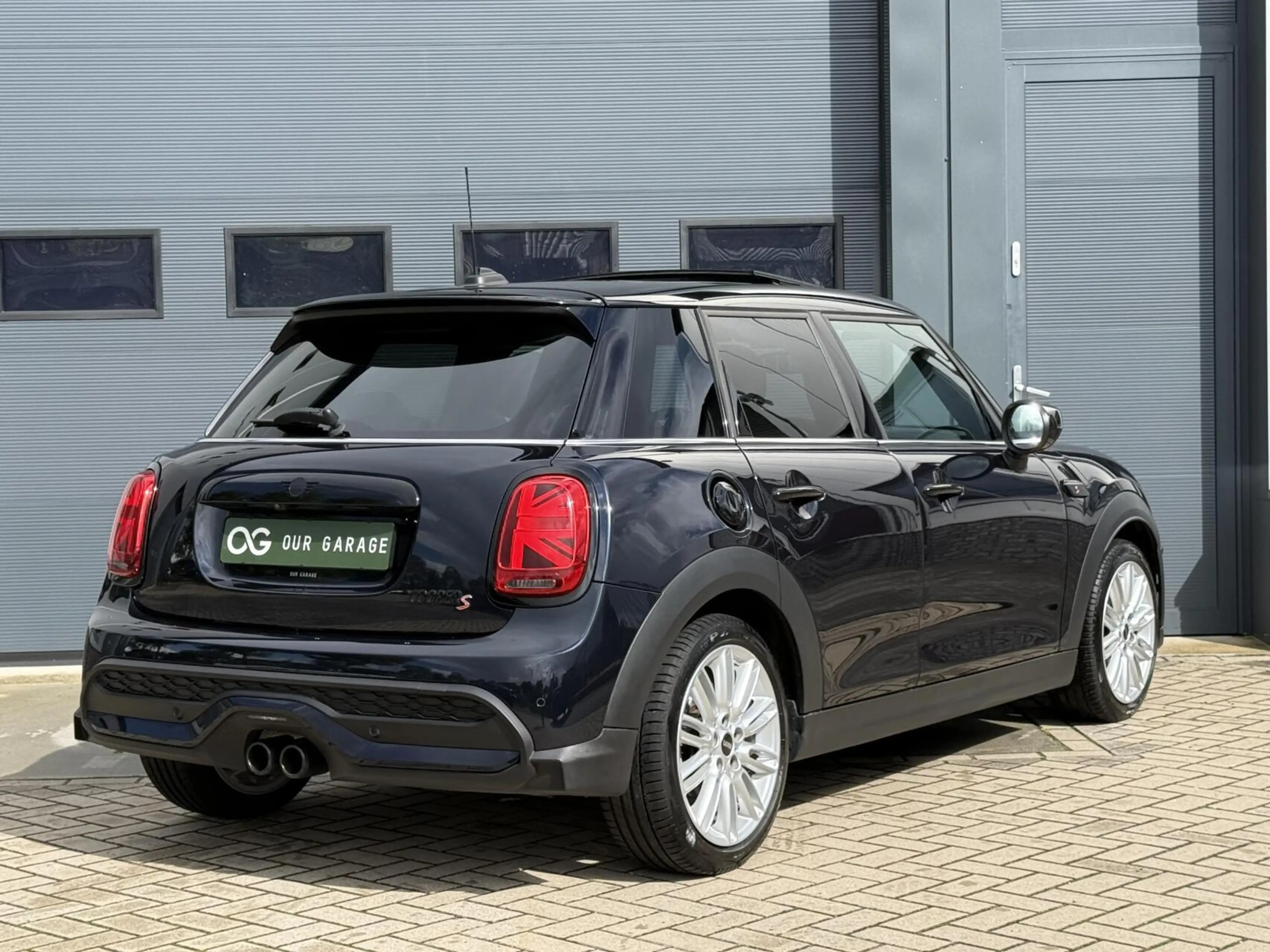 MINI Cooper S 5-Deurs 2.0 Classic|H&K|Pano|Camera|Head up| — photo 2
