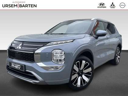 Mitsubishi Outlander 2.4 PHEV Instyle+ Van € 64.745,- voor € 62.730,-
